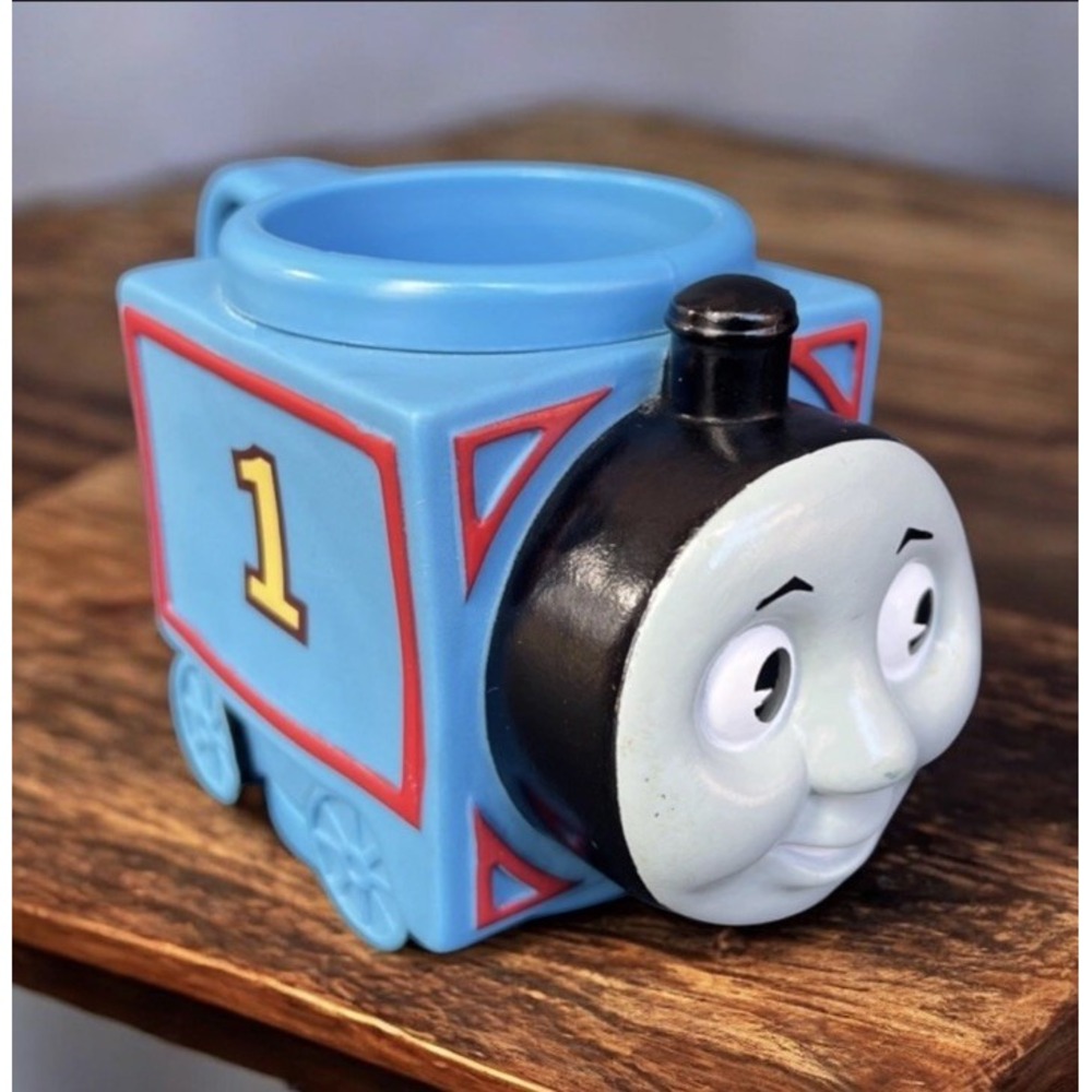 VTG 1995 Thomas The Tank Engine Molded Plastic Mug Cup Applause 3D Train